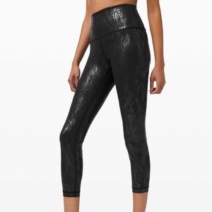 NWT Wunder under crop 23” Shine